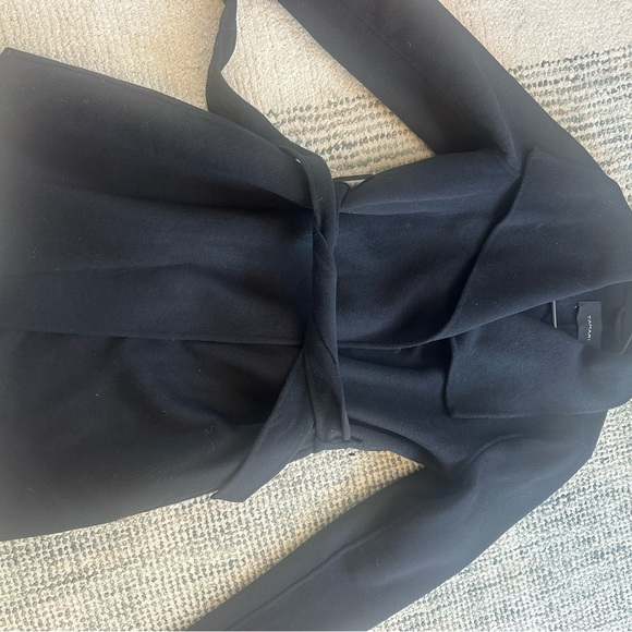 Tahari size XS coat - Picture 2 of 2